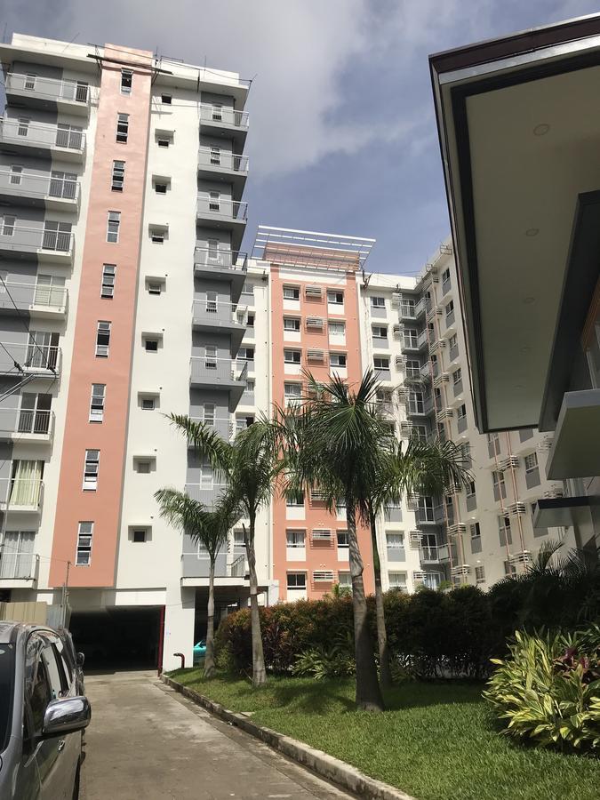 סבו Mivesa Garden Residences By Cec מראה חיצוני תמונה