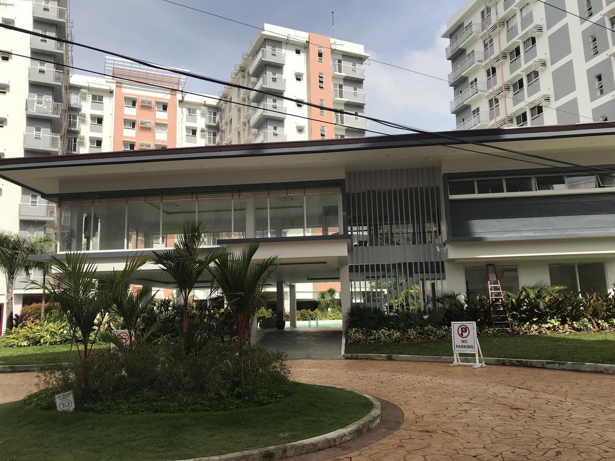 סבו Mivesa Garden Residences By Cec מראה חיצוני תמונה